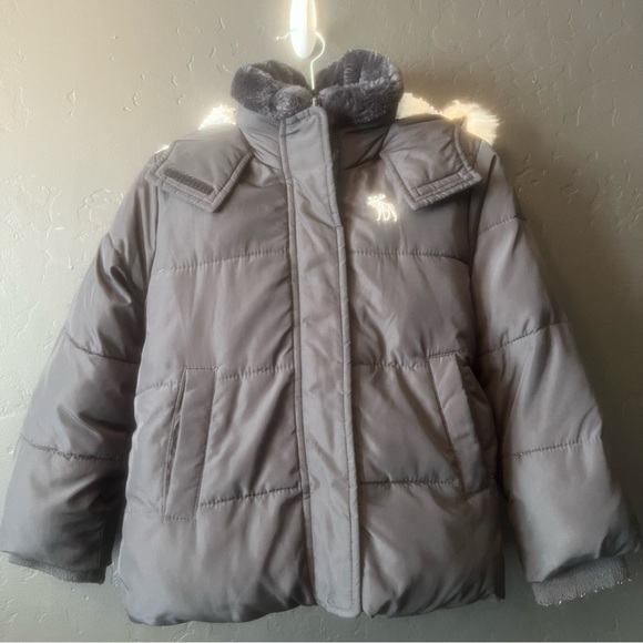 Abercrombie Kids girls jacket size: 5/6 color: black/ white - Picture 1 of 8